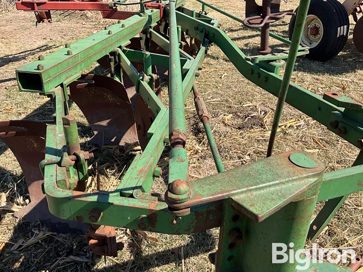 john-deere-5-image-12