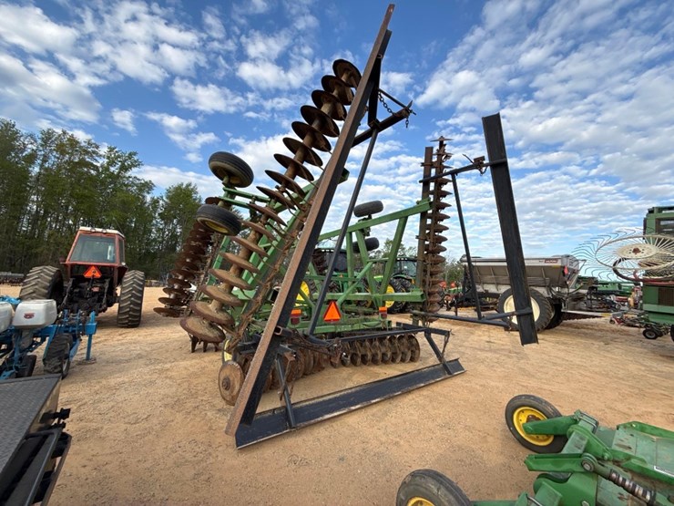 john-deere-637-image-3