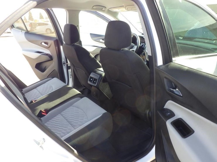 2018-chevrolet-equinox-image-8