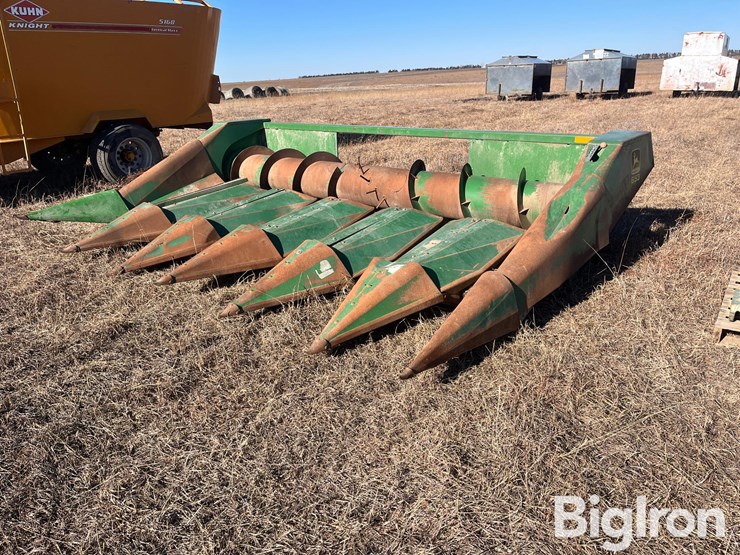 john-deere-653-image-1