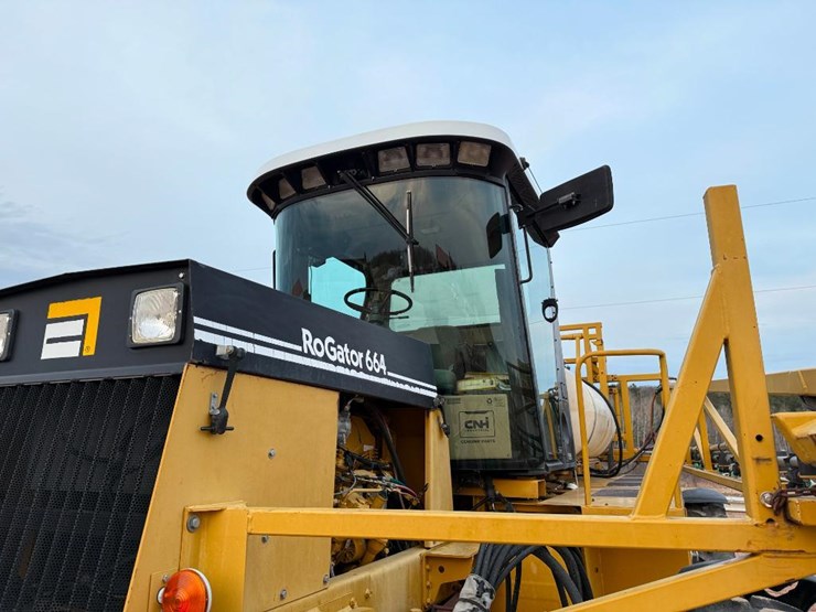 ag-chem-rogator-664-image-14