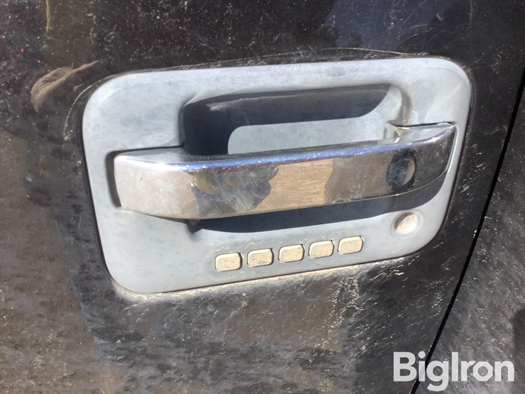 2014-ford-f150-xlt-image-12