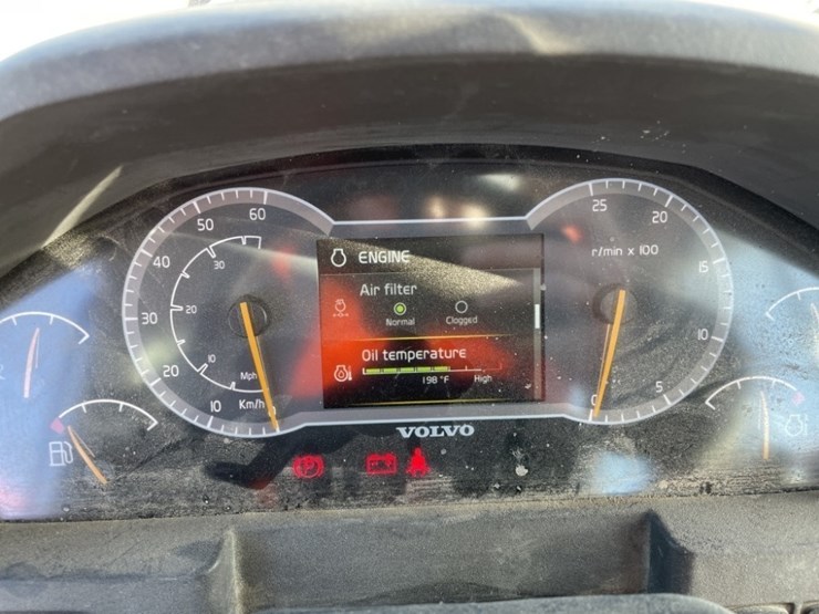 2021-volvo-l220h-image-40