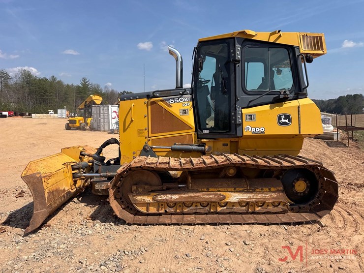 2016-deere-650k-lgp-image-5