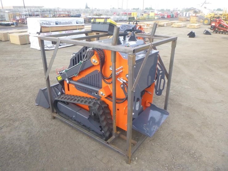 tpm-t460-skid-steer-track-loader-image-4