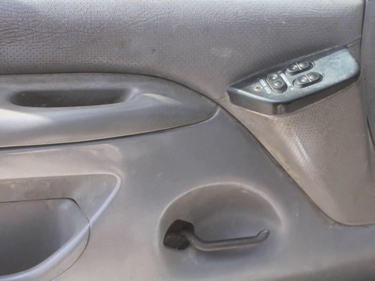 1996-ford-f250-xlt-image-19