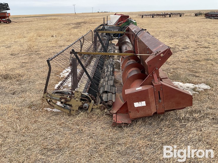 international-810-image-8