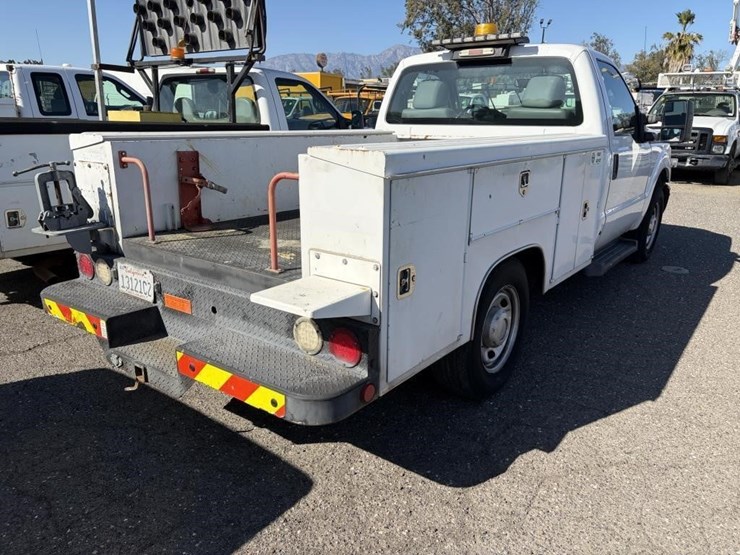 2016-ford-f250-sd-image-4