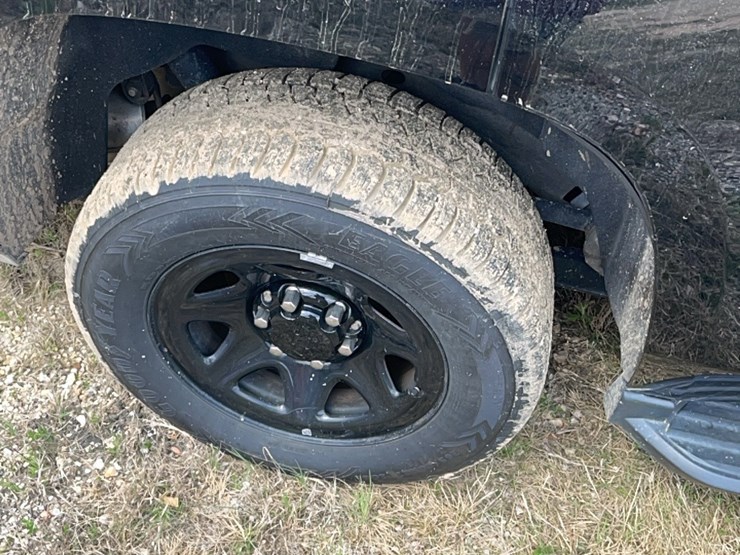 chevrolet-tahoe-image-5