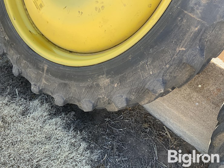 2013-john-deere-380-image-19