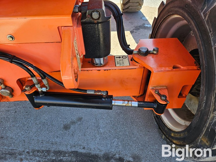 2009-jlg-600aj-image-12