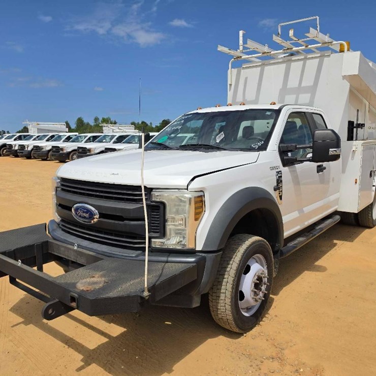 2019 FORD F550