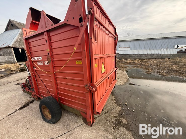 hesston-stackhand-10-forage-stacker-image-18