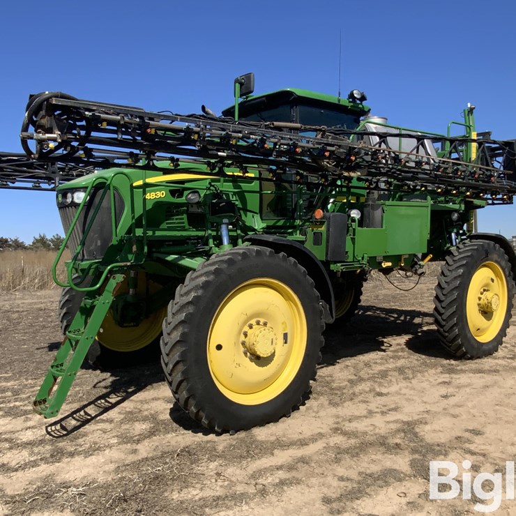 2012 JOHN DEERE 4830