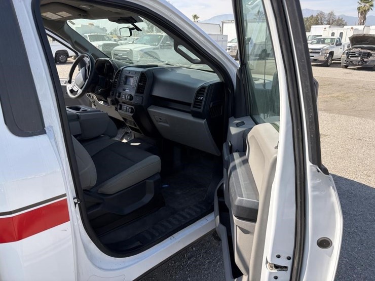 2020-ford-f150-image-9