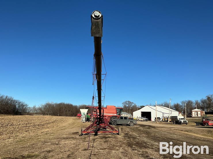 hutchinson-/mayrath-10-82-swing-away-auger-image-6