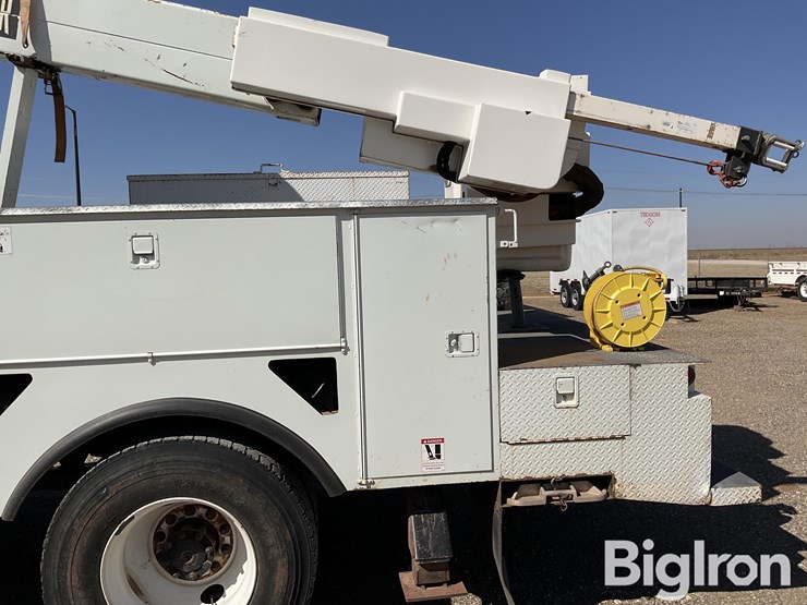 2003-international-7400-image-15