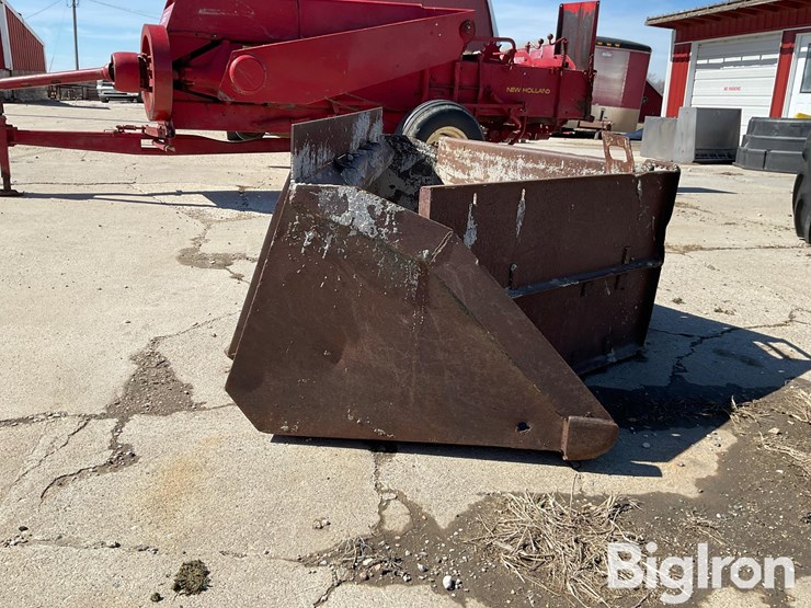 melroe-60"-concrete-utility-bucket-image-4