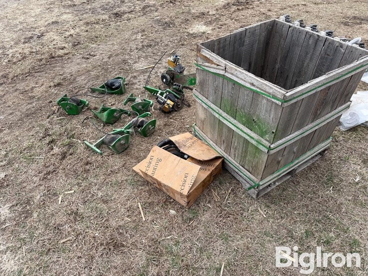 john-deere-hydraulic-drives,-air-bags,-&-wedge-box-image-7