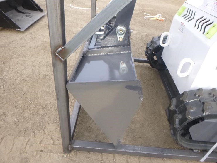 2026-zjg-zj-380-skid-steer-track-loader-image-7