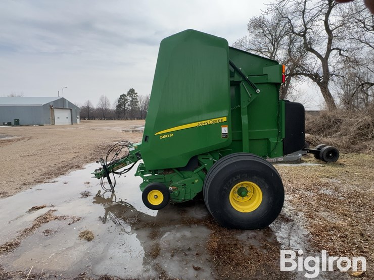 2019-john-deere-560r-image-8