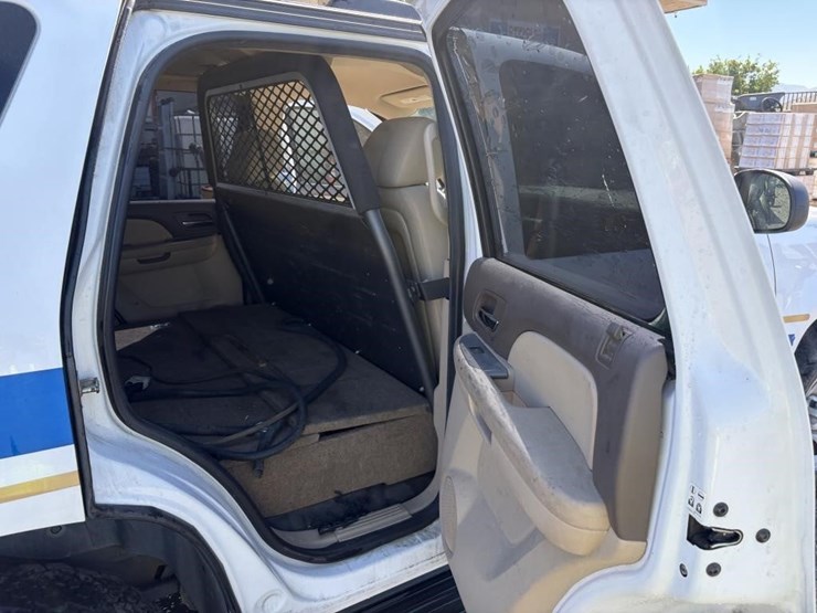 2013-chevrolet-tahoe-image-13