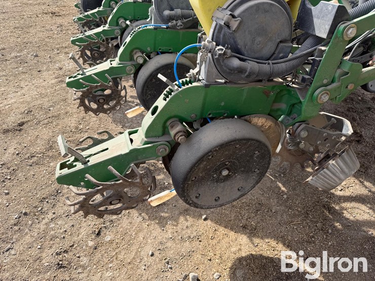 john-deere-1770-image-16