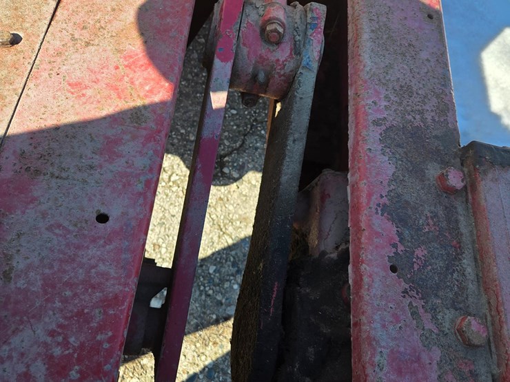 international-430t-image-18