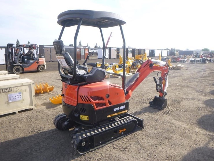 2026-tpm-18hs-hydraulic-excavator-image-3