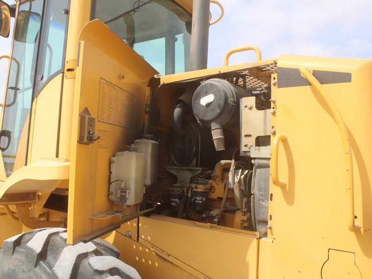 1998-john-deere-444h-image-57