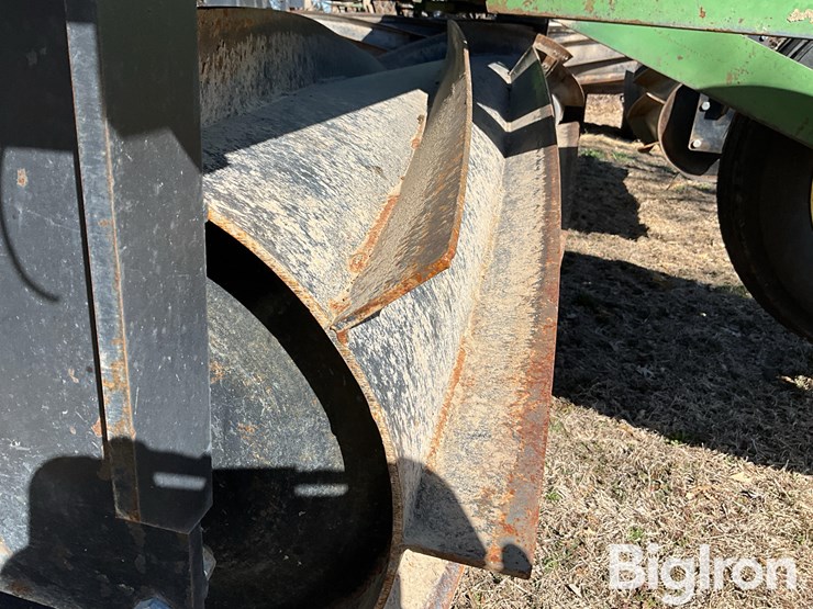 john-deere-7000-image-16