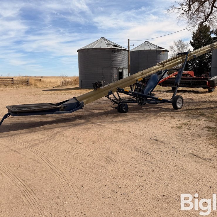 Meridian Harvest FC1545 Walking Grain Conveyor