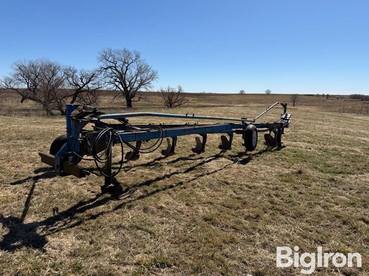 6-bottom-plow-image-3