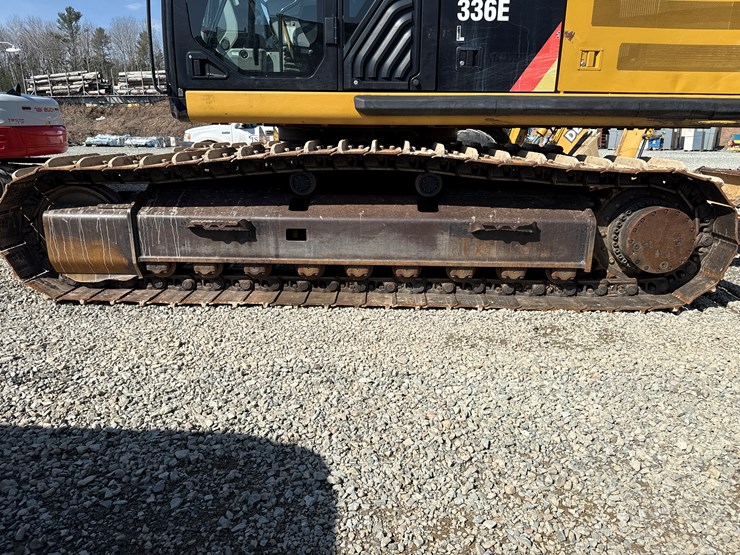 2011-caterpillar-336e-image-71
