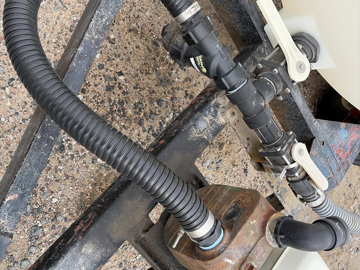 750-gallon-t/a-nurse-tank-trailer-image-13