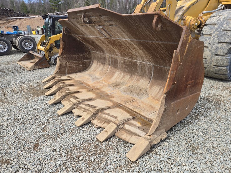 2001-caterpillar-988g-image-9