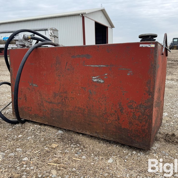 110 Gal Fuel Tank W/Pump