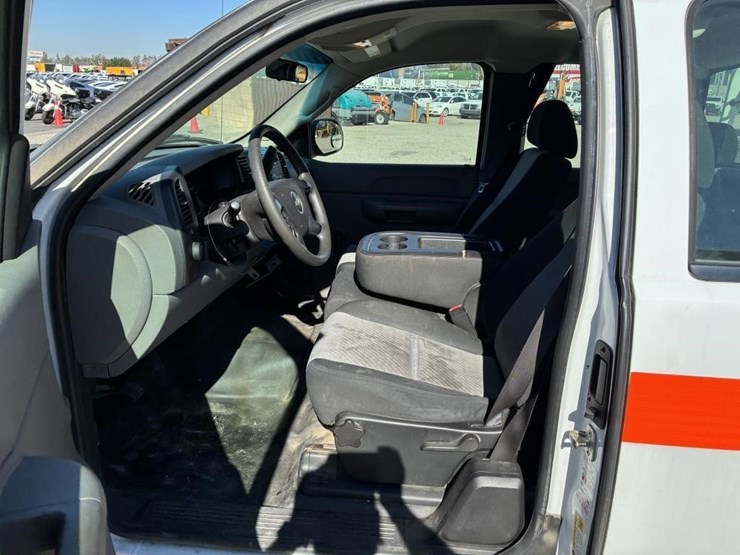 2007-chevrolet-silverado-1500-image-12