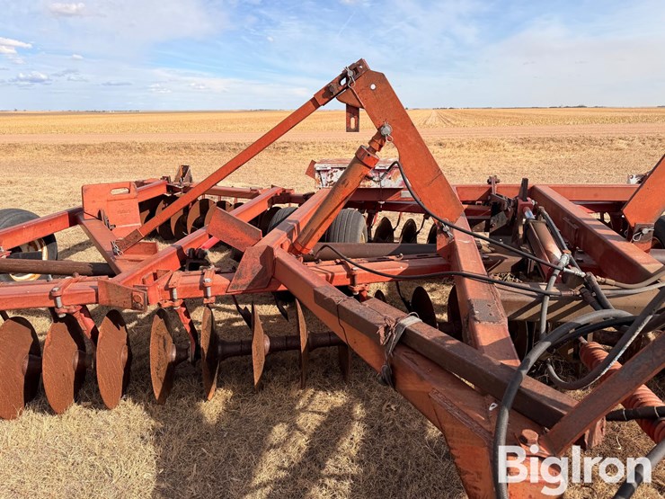 international-490-image-5