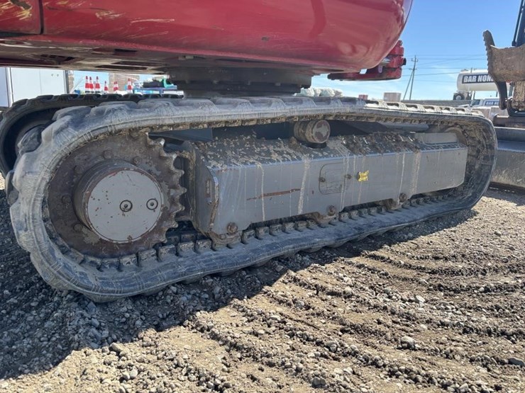 2020-takeuchi-tb230-image-24