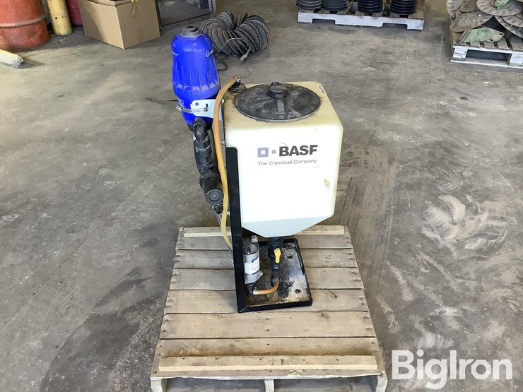 dosatron-d14mz2-liquid-fertilizer-metering-system-image-4