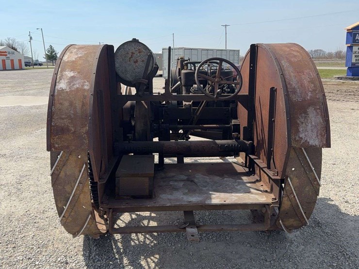 huber-light-four-image-5