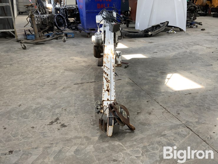 massey-ferguson-730-image-2