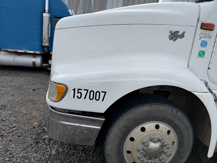 2002-international-9200i-image-33