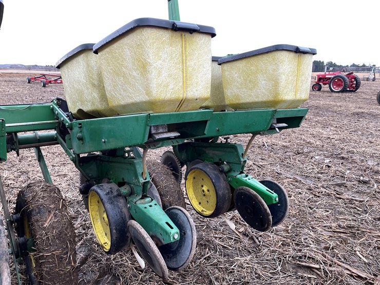 john-deere-7000-image-15