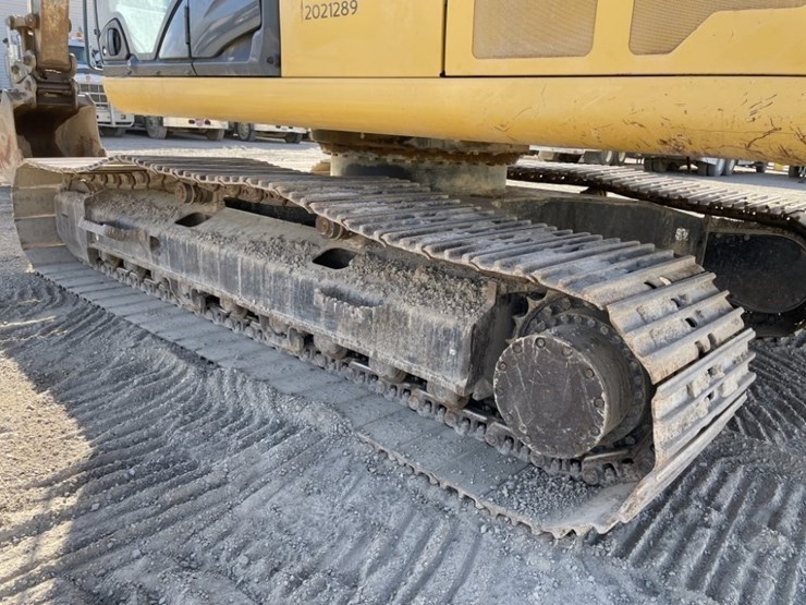 2012-deere-250g-lc-image-23