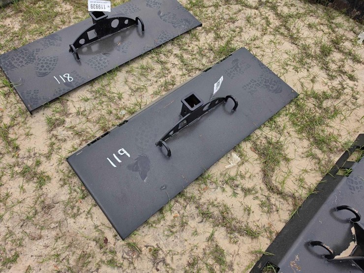 119---skid-steer-receiver-hitch-image-4