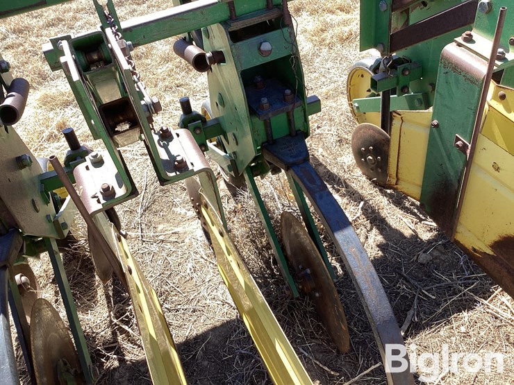 john-deere-885-image-18