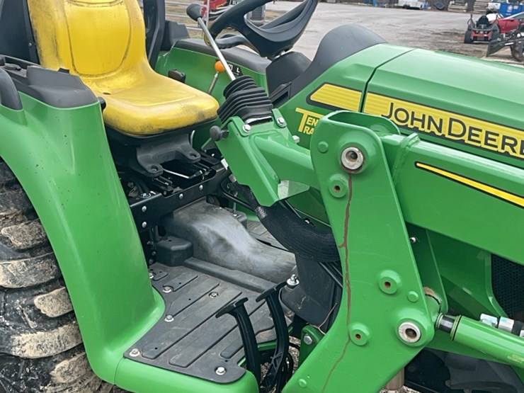 john-deere-3025e-image-5