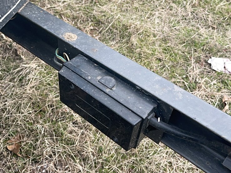 diamond-series-16’-trailer-with-gate-image-3